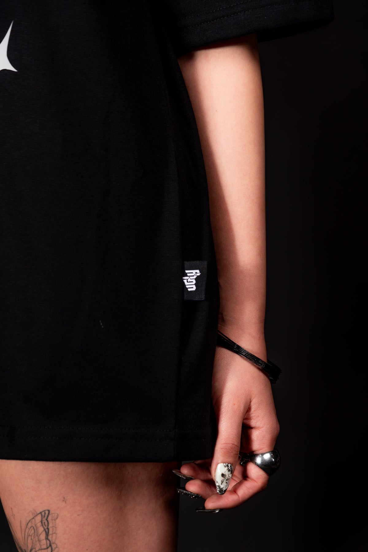VIRGIN TEE