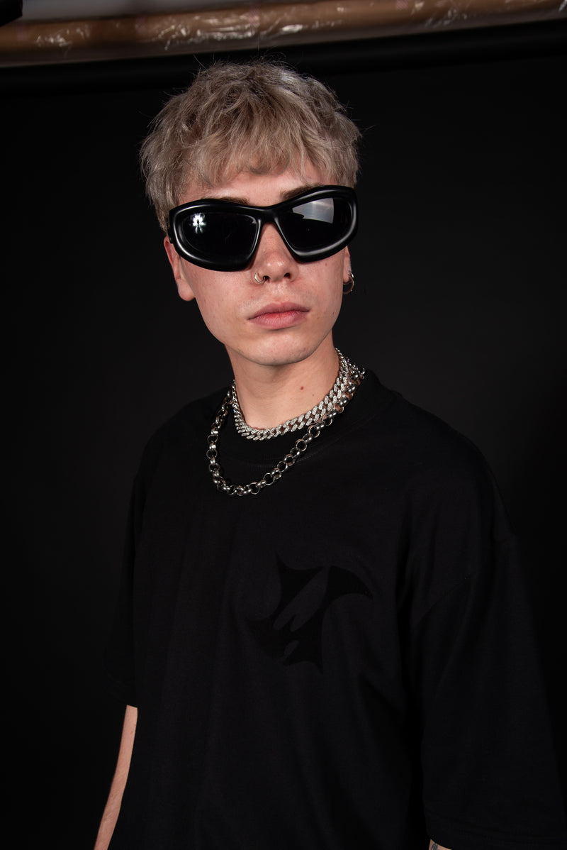 DARK TEE